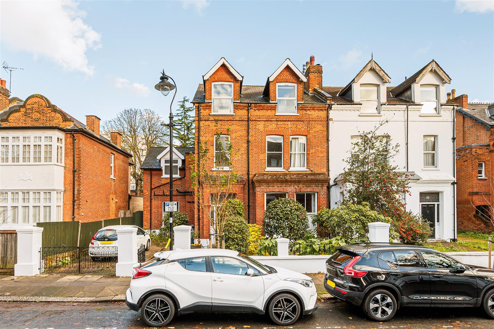 Property Image 5c9cf385-7176-4616-945e-f7ccb3a614ab