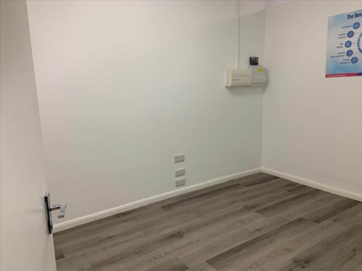 Property Image 5cb72e35-d60f-4b15-af03-9717de80a75e