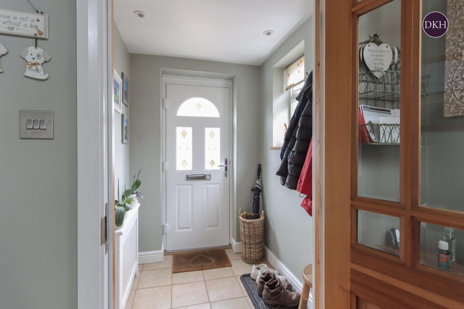 Property Image 5cb74af0-9558-40a5-9761-275f1d7b9f27