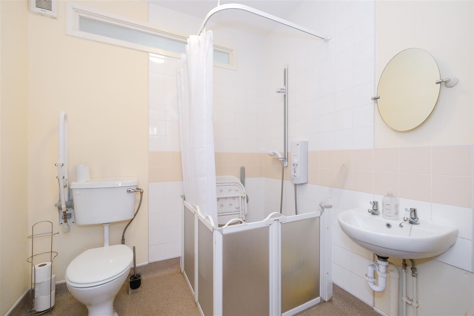 Property Image 5cbaf0af-6461-4cc5-8bea-90e2ced0bd60