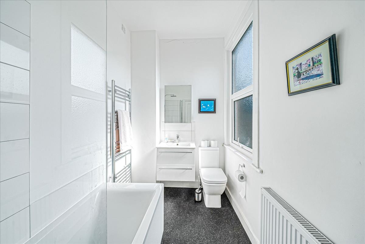 Property Image 5cc8aa32-96e1-48e9-8b42-876eb78f9f78