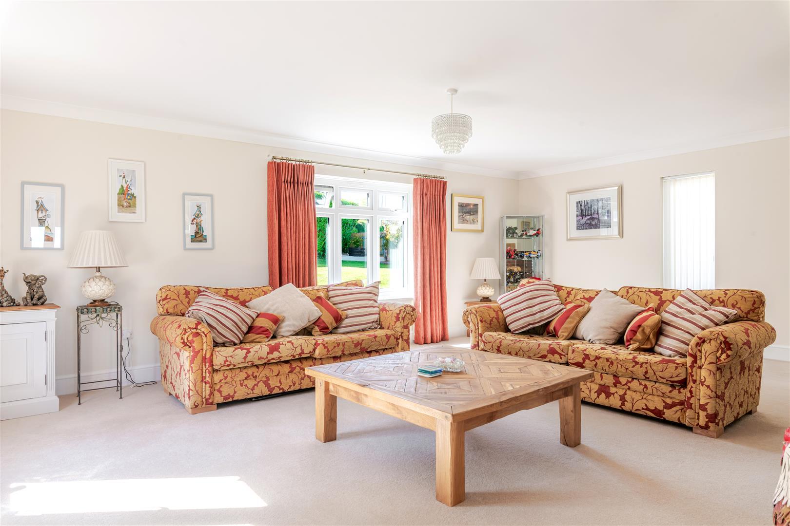 Property Image 5cd56975-d956-4aa5-b587-26a08a3c78aa