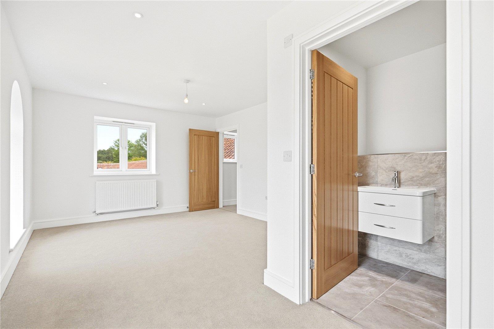 Property Image 5cdee420-a584-49de-92a6-ddd5972f43f7