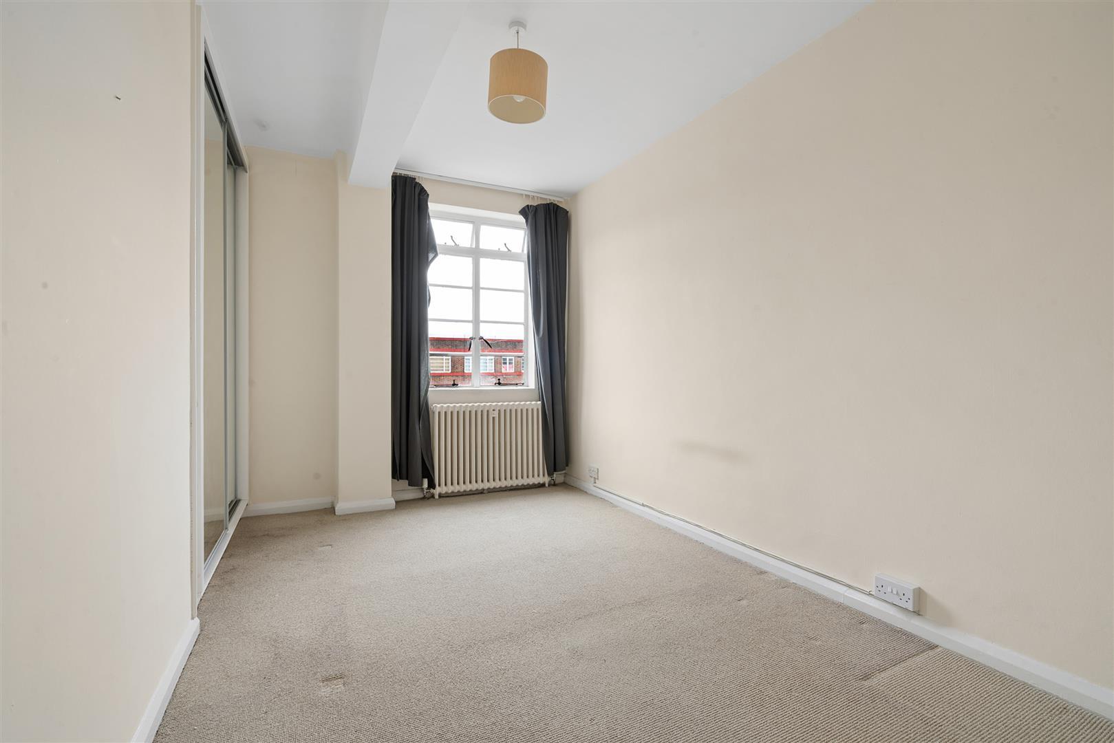 Property Image 5ce6f0b2-7f8c-4b71-9481-15ccf53a5ea2