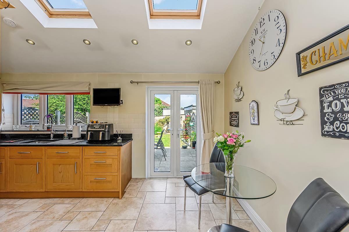 Property Image 5cef5516-0c07-4b2f-bbd9-82e14c2535a0