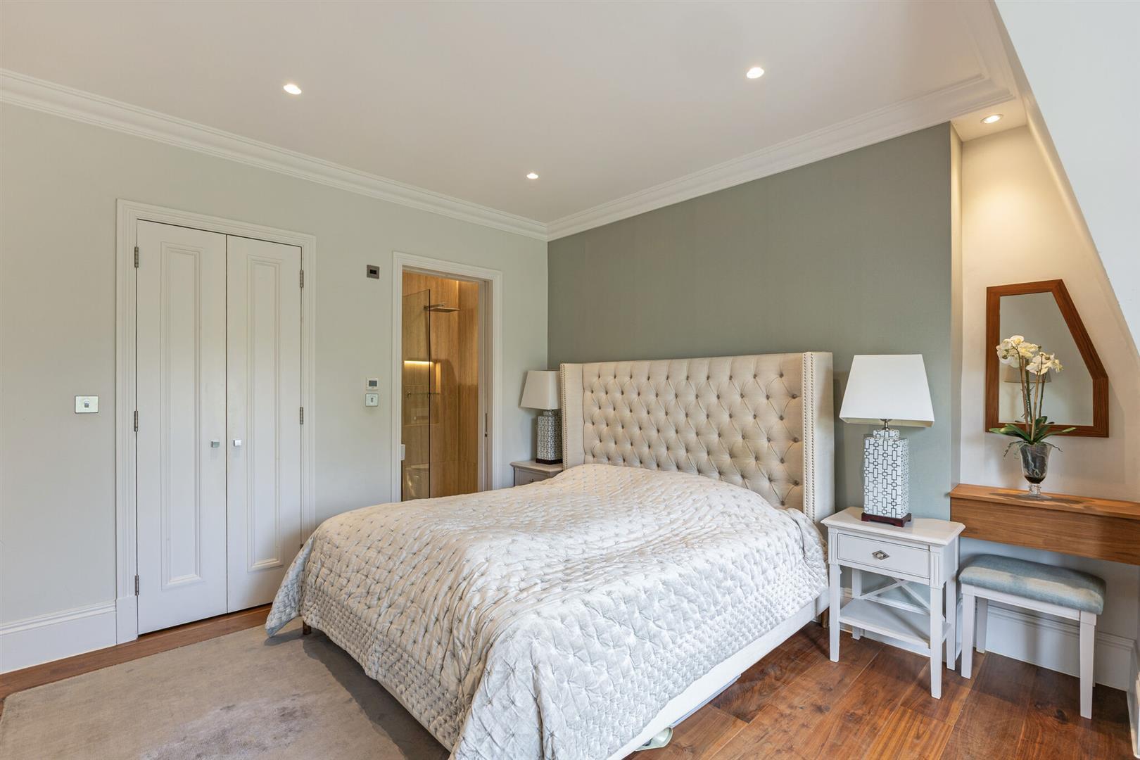 Property Image 5cfdda29-d85c-44b3-bf9a-7975f587464c