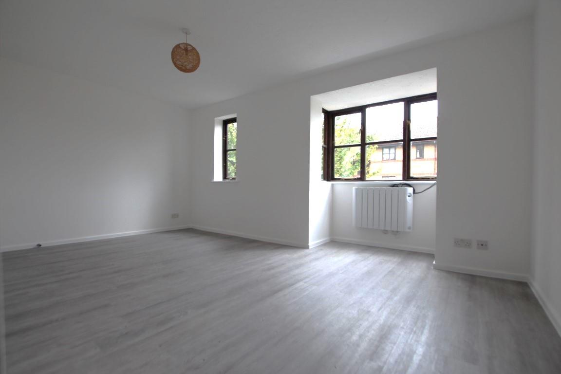 Property Image 5cfe5b6f-df95-4731-a38b-8831ef8f998c