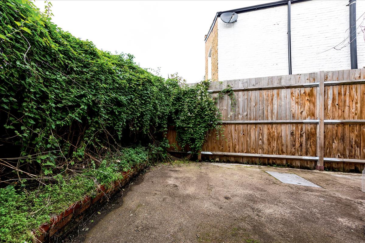 Property Image 5d0bfecb-d719-420c-a0b3-81de0cca7ced