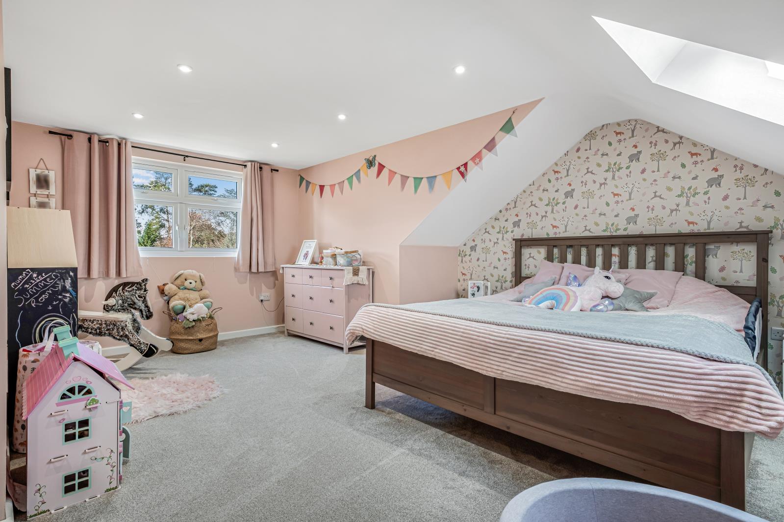 Property Image 5d16eb32-202e-423b-9c65-54a43b0f0e2d