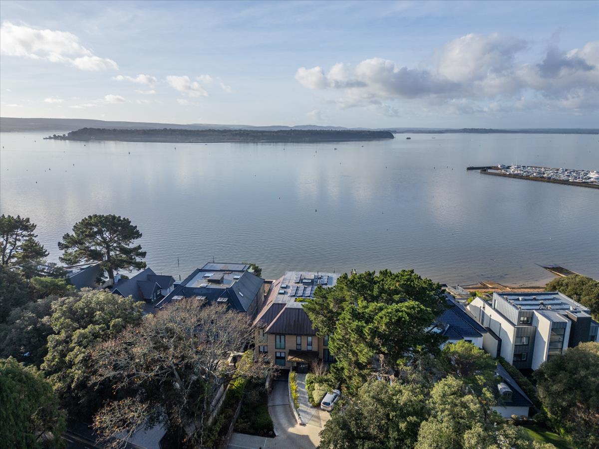 Property Image 5d193a39-7c12-40e3-b6bd-faa11aa24be1