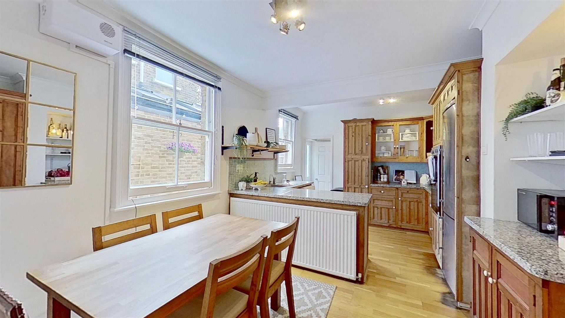 Property Image 5d1d597c-cba7-42be-b393-3a99fa6f853f