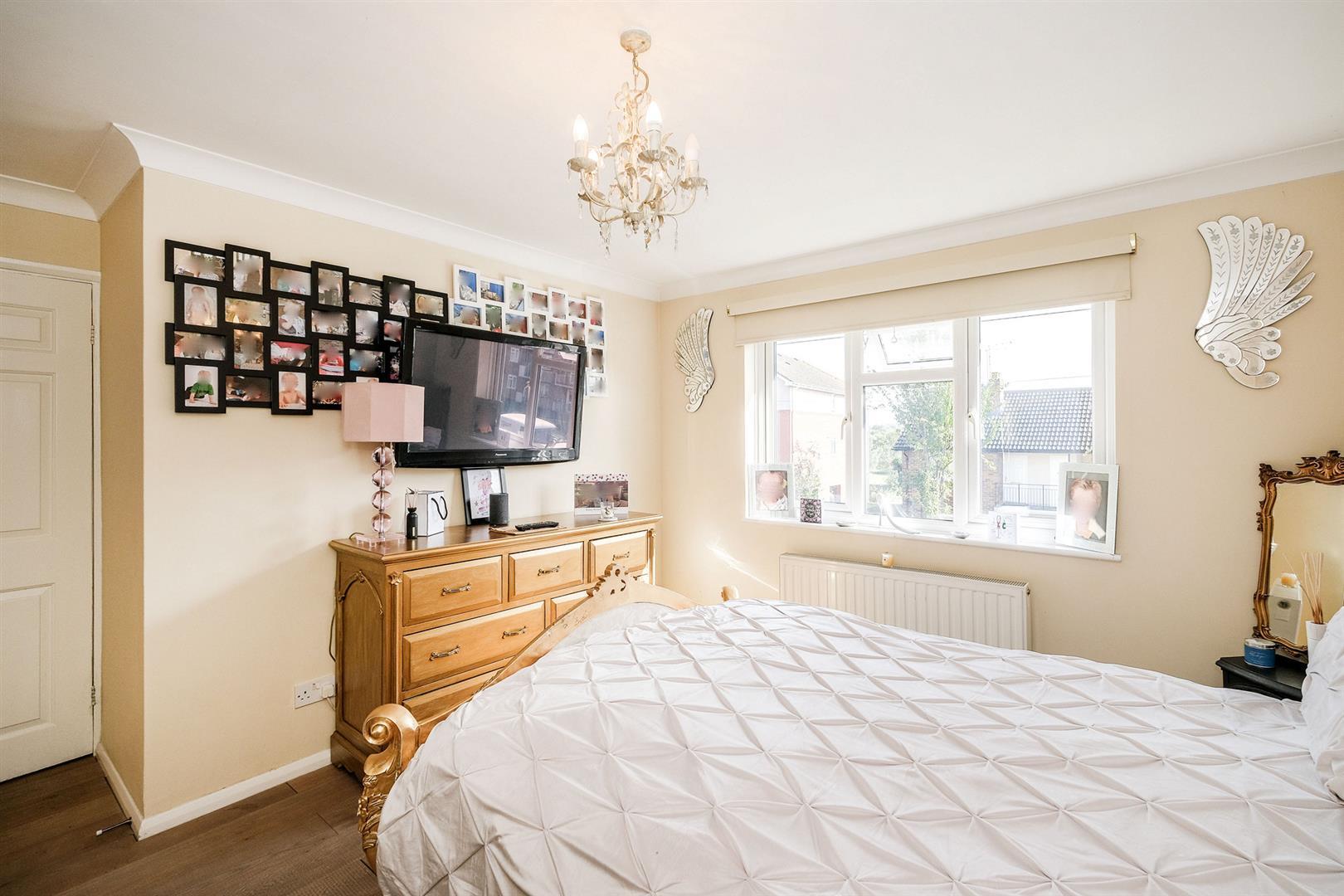 Property Image 5d3667bf-bcfa-4a72-95c2-ee2961a0da40