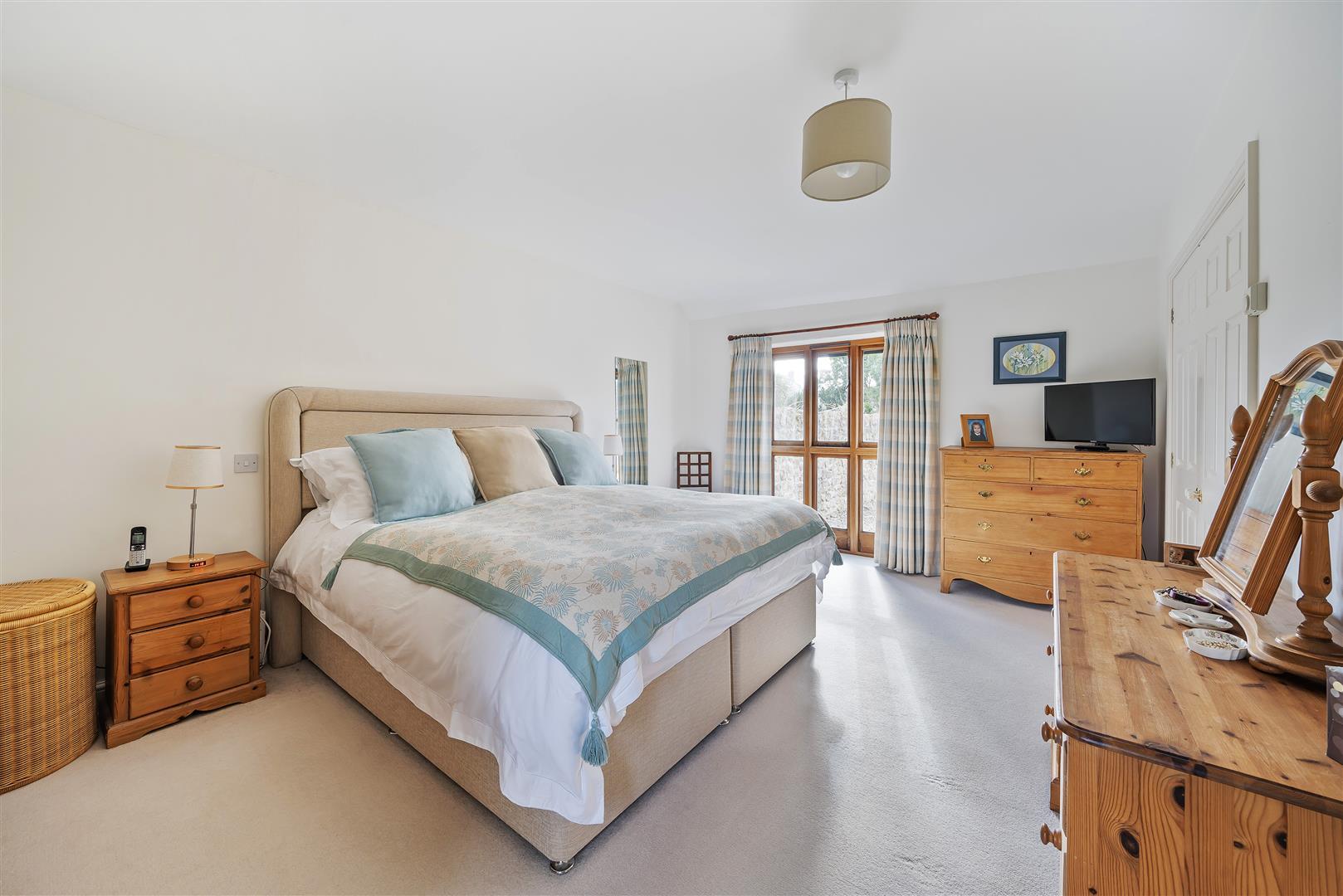 Property Image 5d37e339-5de9-460f-b4b2-bfcb24024bf1