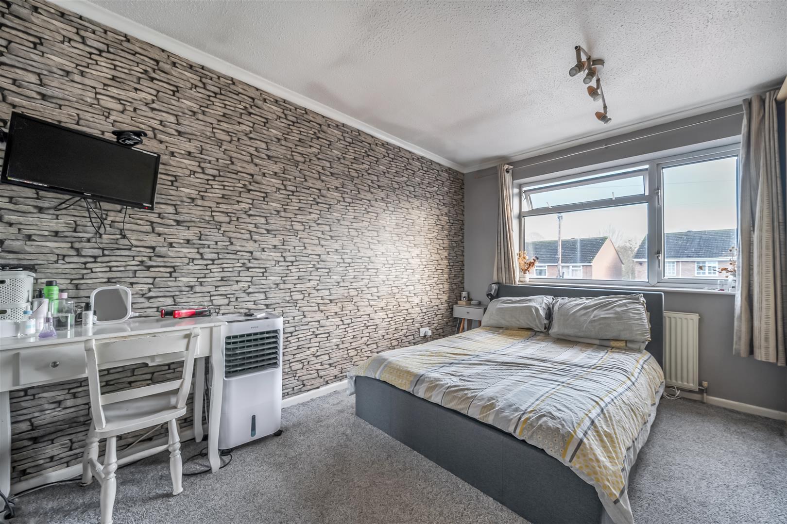 Property Image 5d55f1d8-589f-45bb-8b4c-bae9d5b802d9