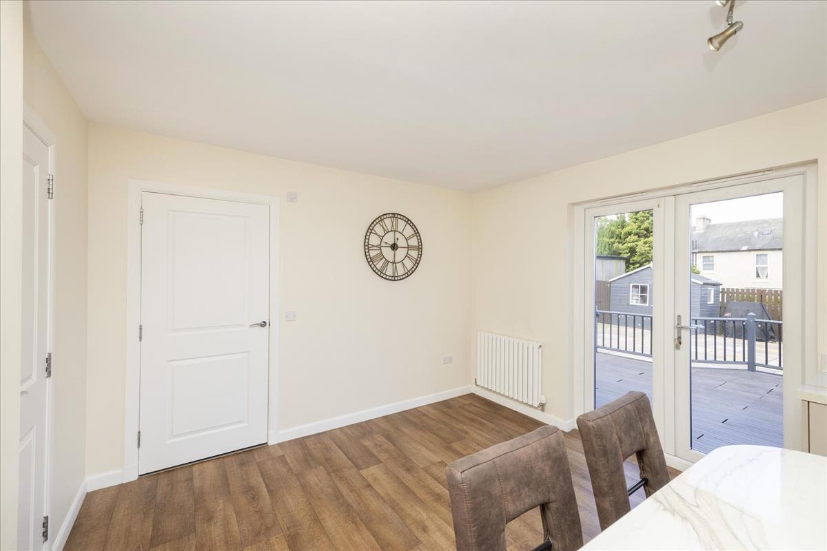 Property Image 5d55f316-0b6d-481a-9719-103789bfe58e