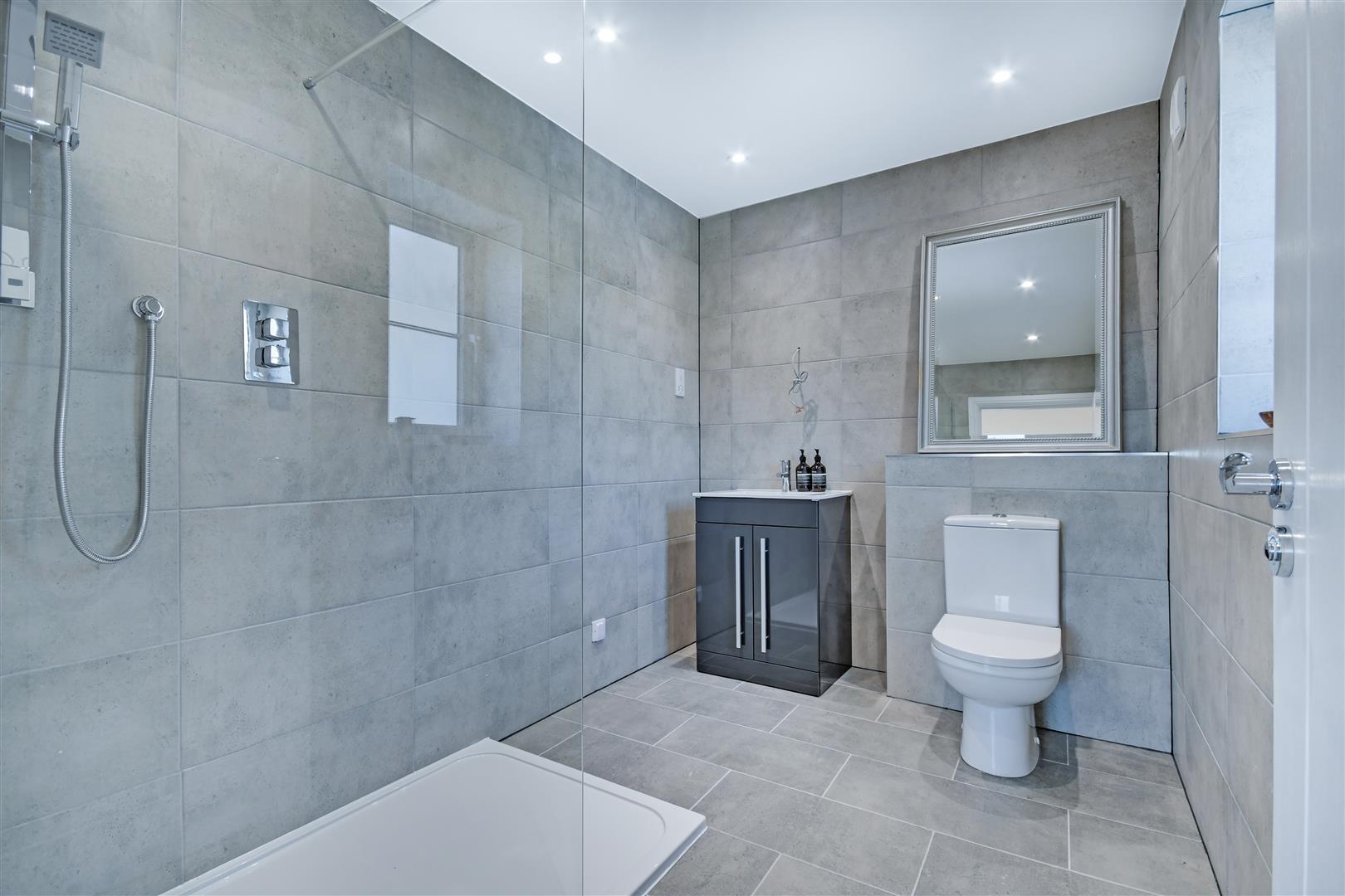Property Image 5d56a9fa-7c93-4805-9829-edadcdb5f16f
