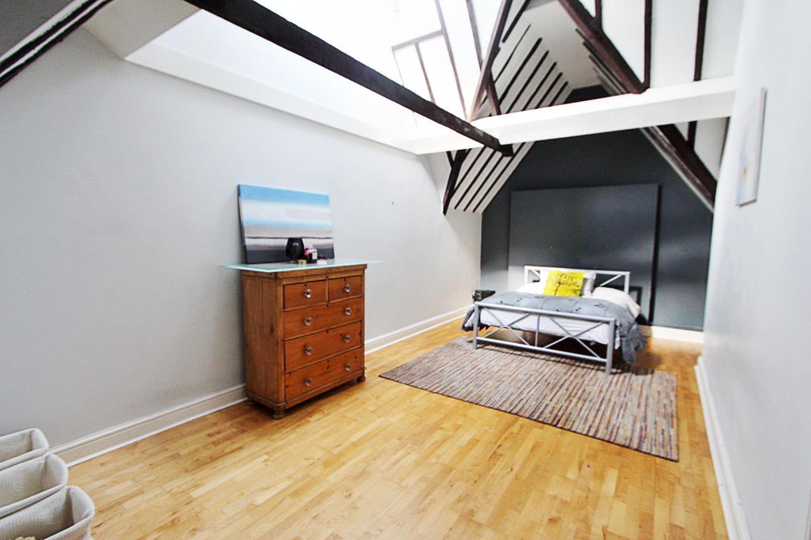 Property Image 5d679afa-3961-49fb-93f2-65c90332d6ed
