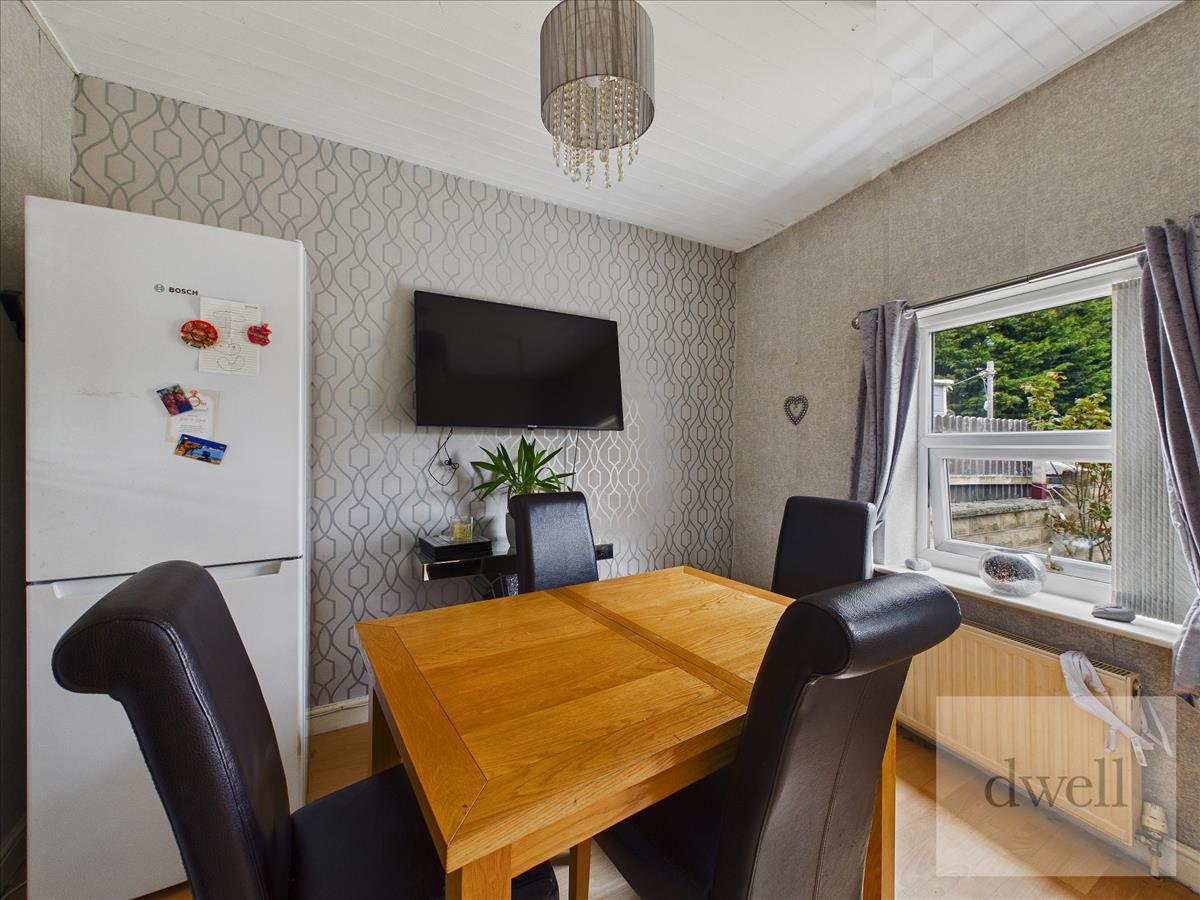 Property Image 5d693844-5e17-44bb-8c6e-b5140de8428a