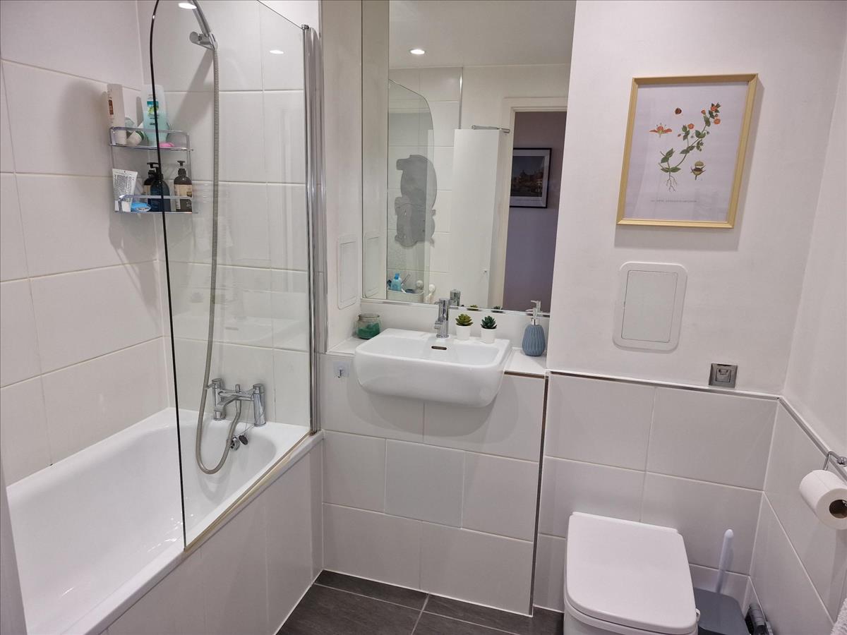 Property Image 5d6d2cf8-6597-46df-8529-3fb7a401c6b8
