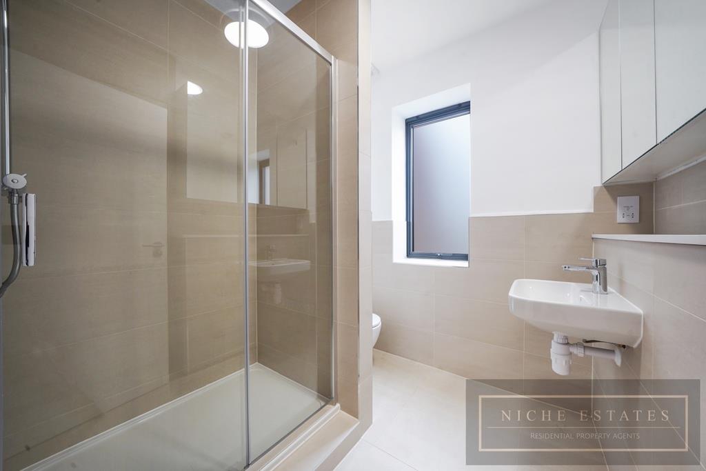 Property Image 5d8a0c5f-4946-42e3-9c12-d8051f501418