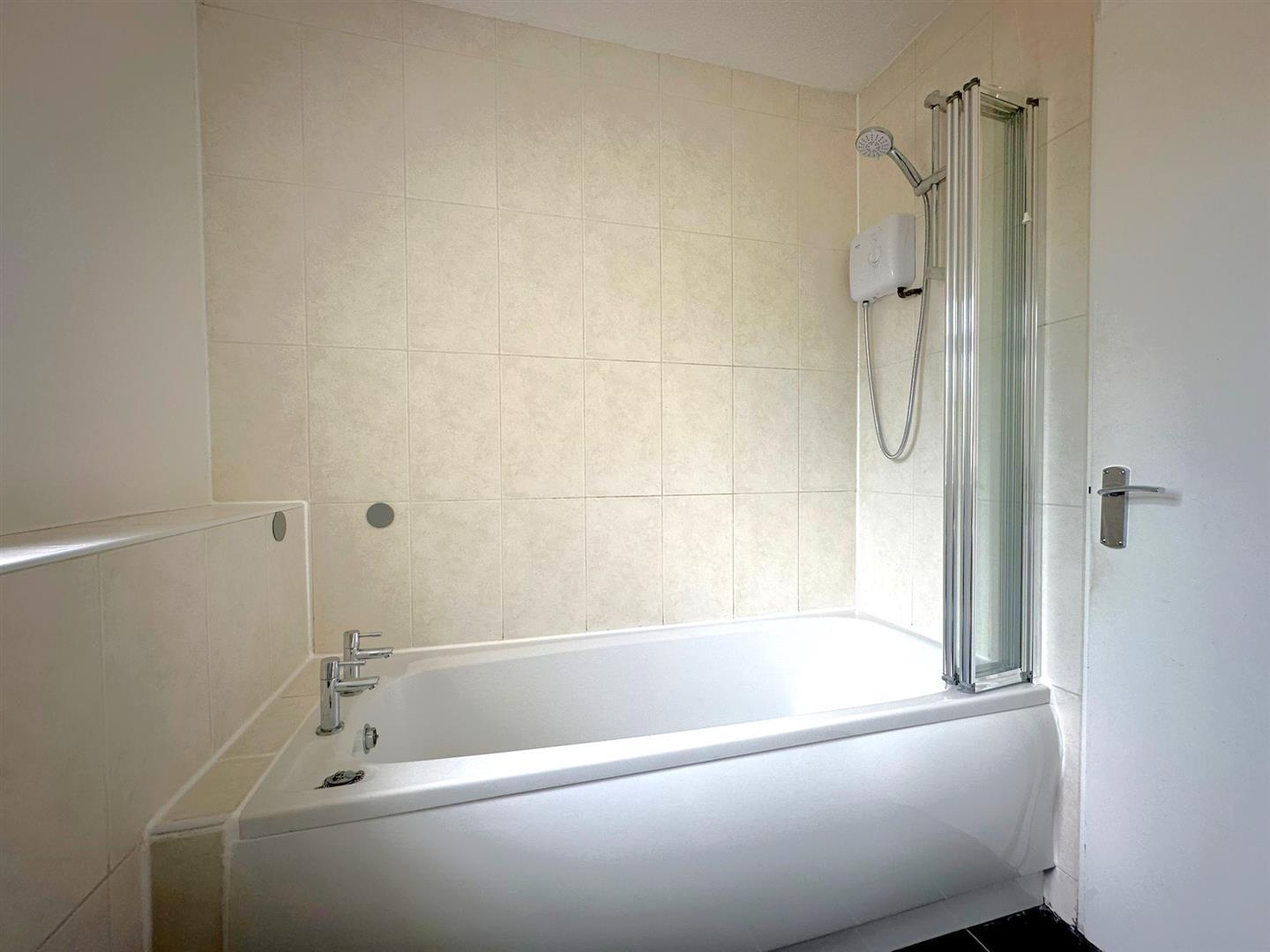 Property Image 5d8e12b2-1086-465a-95f4-19e95b6c71f8