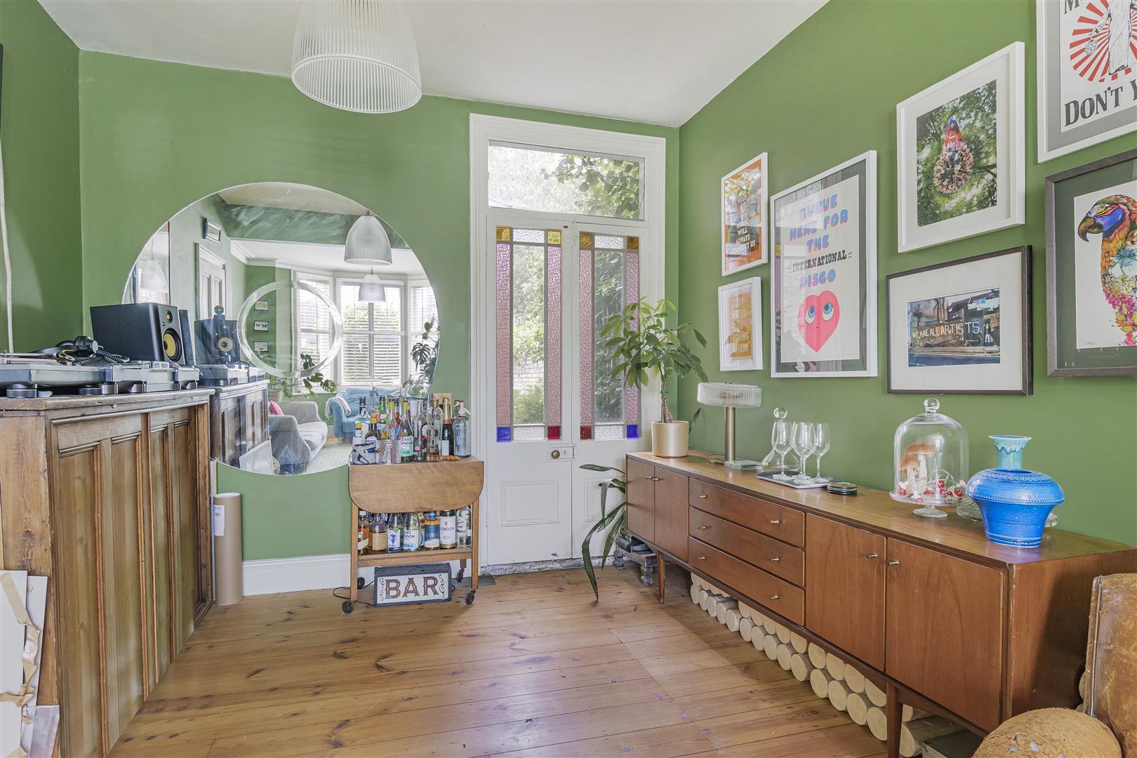 Property Image 5d995f61-1d0a-40e1-a1dd-86e407b6e0e1