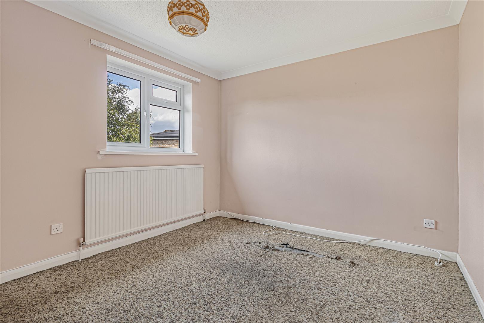 Property Image 5d9e0fc6-3b33-45fc-9bb1-063d51ace756