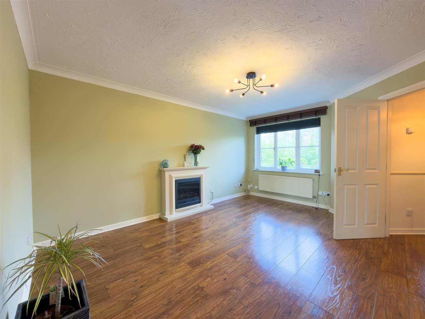 Property Image 5da169a1-e526-4ae0-98f7-a9270c708301