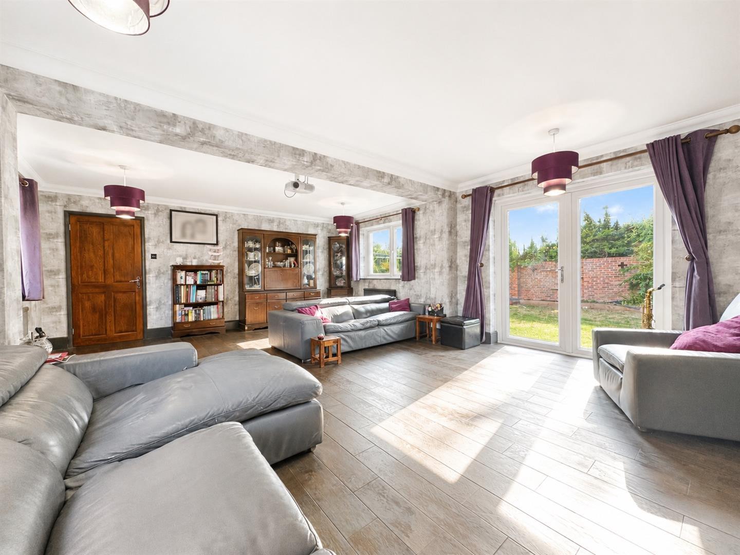 Property Image 5daad99a-61e6-452c-94e9-983a222d84c6