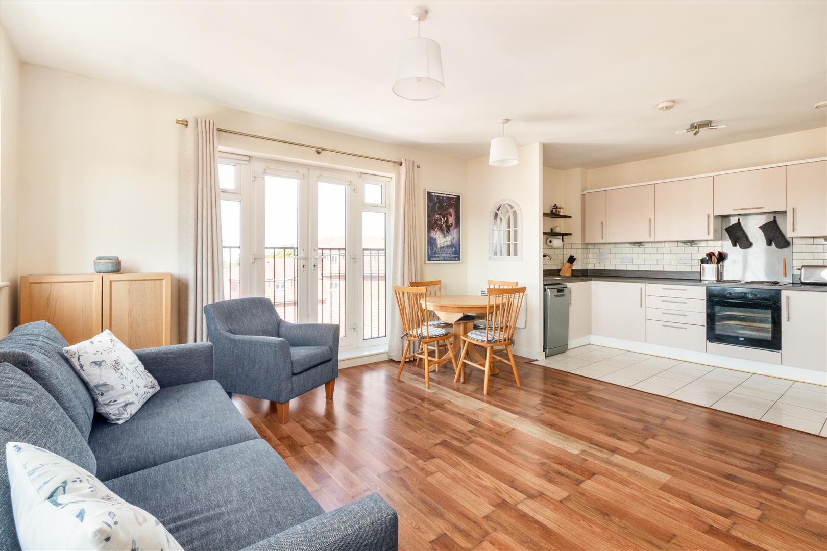 Property Image 5db858a0-8666-43e8-aa53-05df70ff0b44