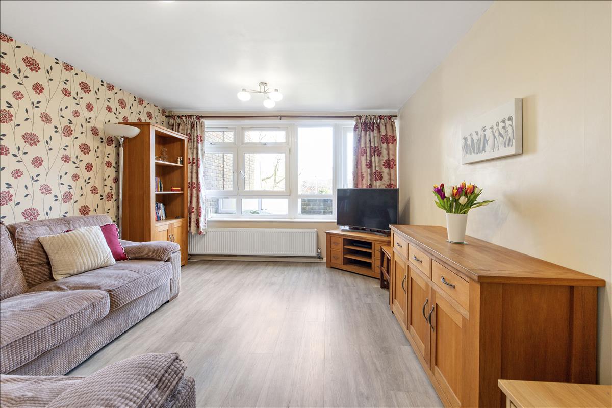 Property Image 5dba9ff6-9ebf-44c3-8fcd-439b3d637f2c