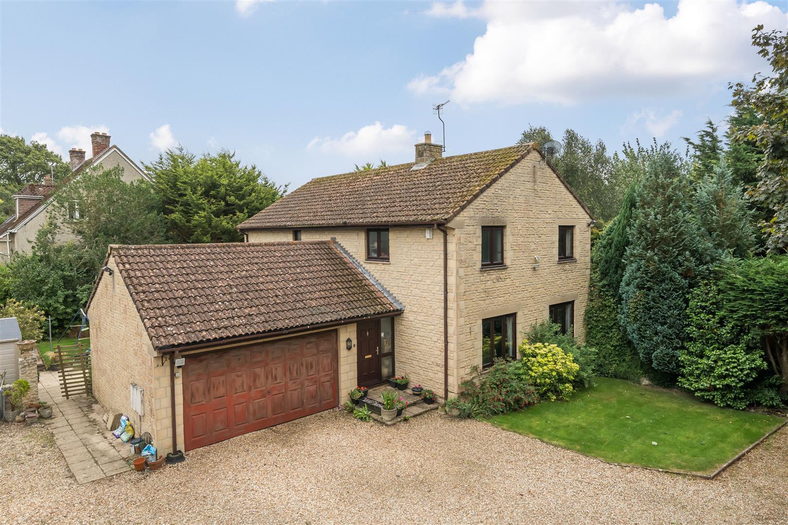 Property Image 5dc7fe27-de14-47c0-a04c-8a3e016b3c8b