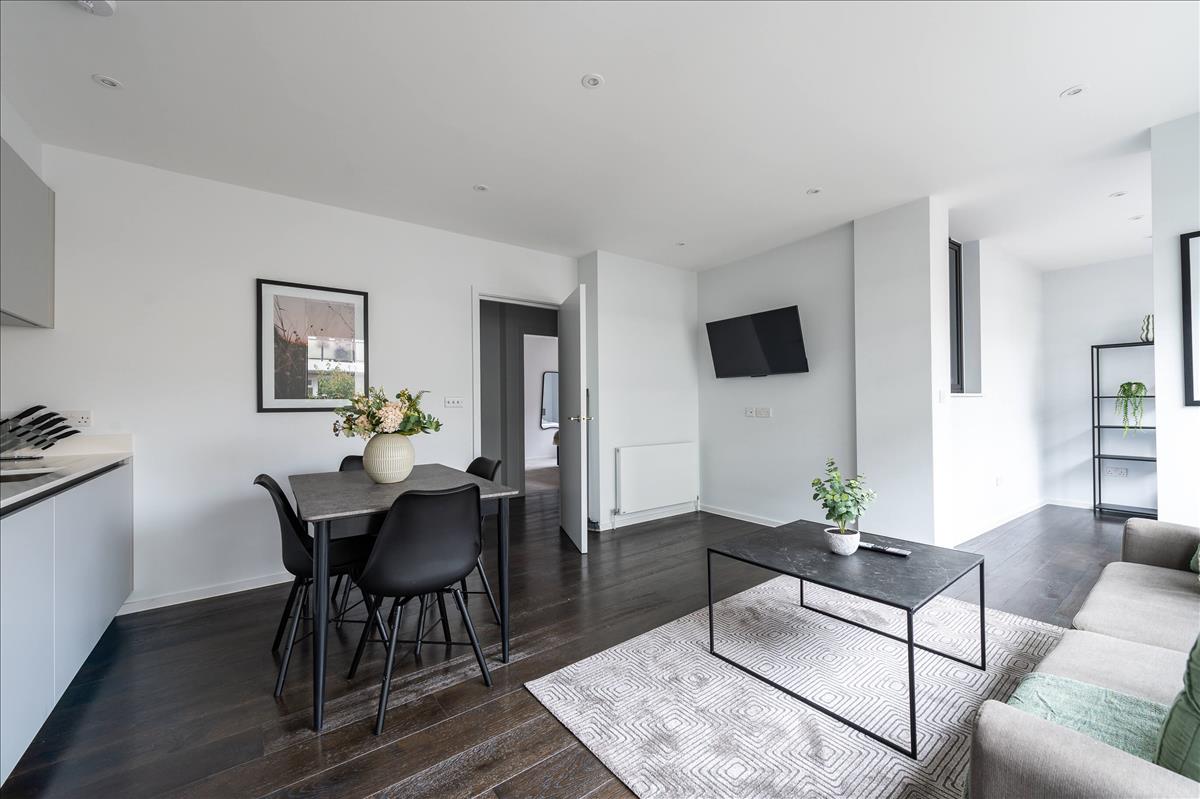 Property Image 5dd07af7-f3ed-47c1-8668-f2030a5680b5