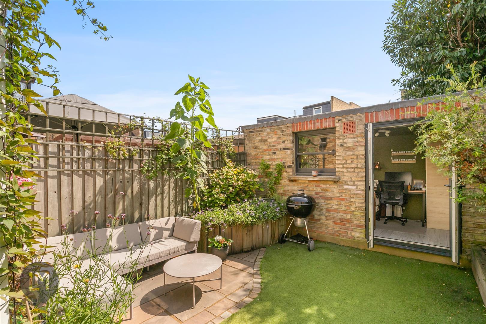Property Image 5ddf4673-c4b6-423f-9a5d-60430c83d16f