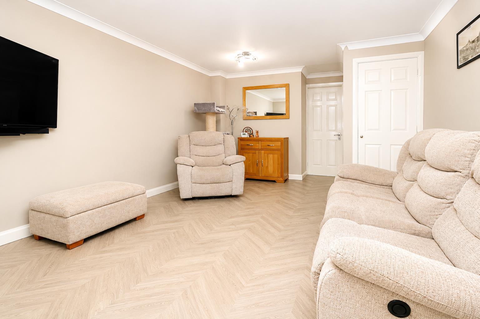 Property Image 5de36b6b-ffc2-4fbd-b93e-f5af3b3f99e1