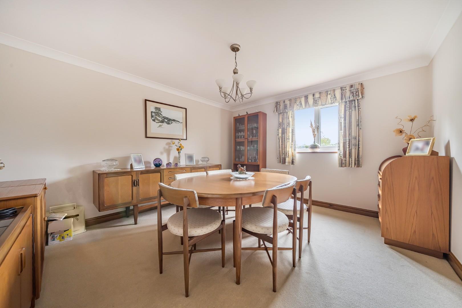Property Image 5df902f2-6835-4752-a73d-a58327d496f7