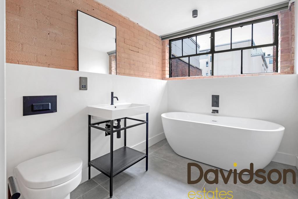 Property Image 5df956e7-f1c1-4930-89e0-9c9866435596