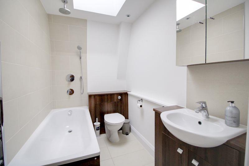 Property Image 5df9da6f-994f-4e4c-83ee-df4377102635