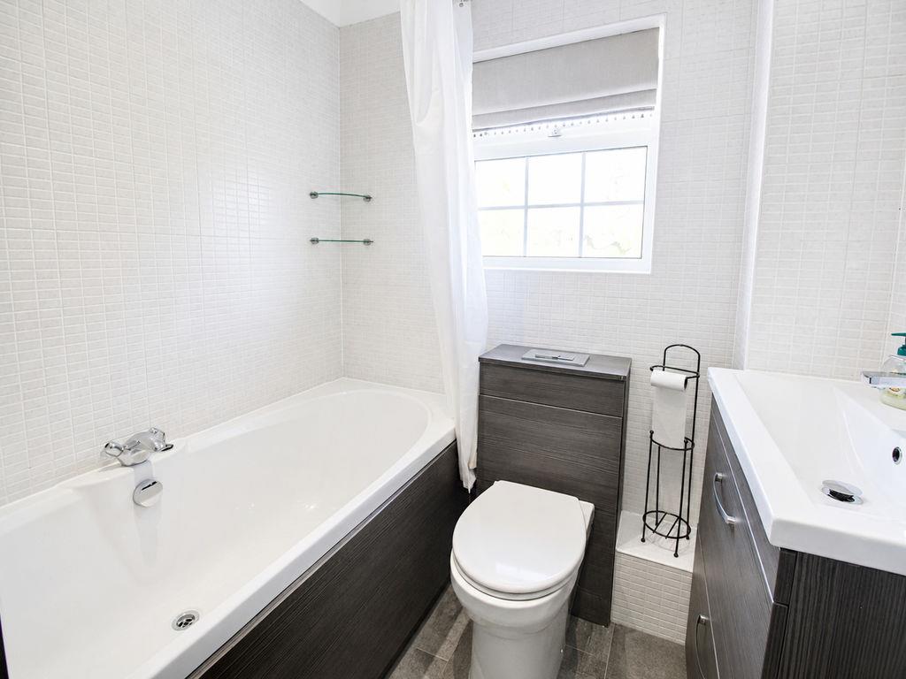 Property Image 5e02eaf8-35f0-4c80-b430-7934465b3754