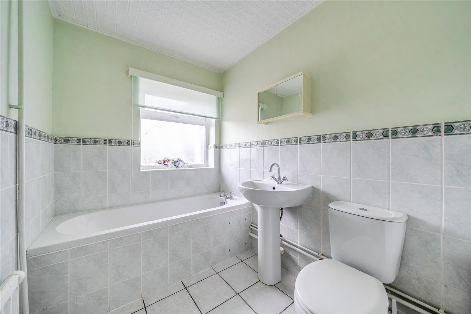Property Image 5e075906-eab8-4ea0-85b7-10b3f1fa0086