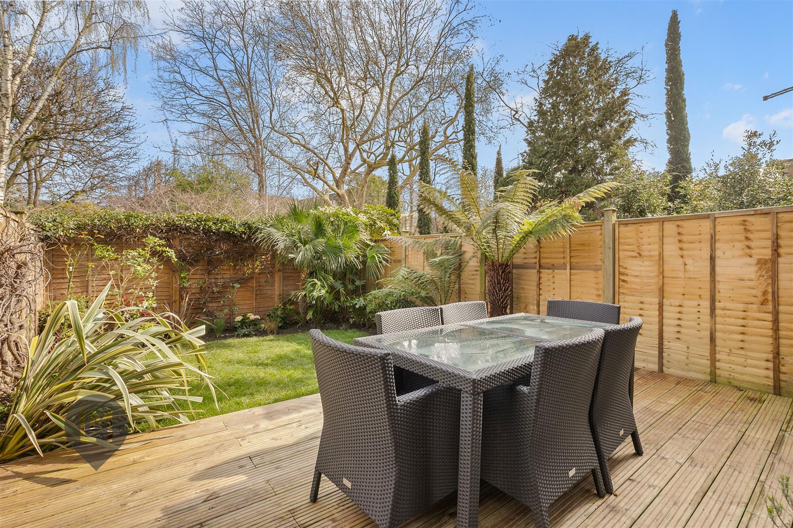 Property Image 5e0f6193-510d-497e-8937-c482c0983749