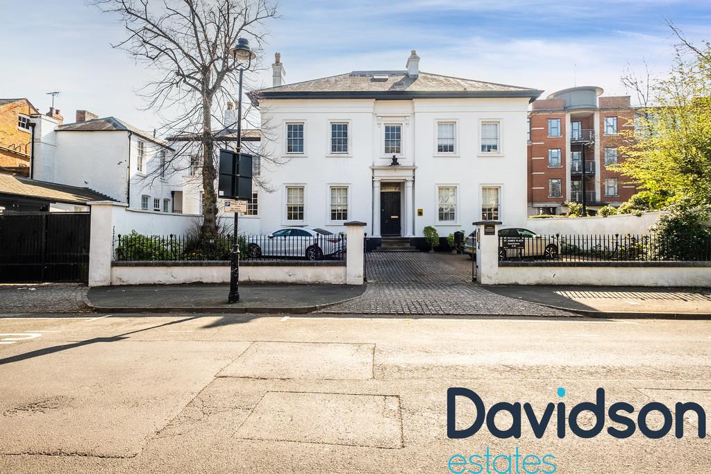 Property Image 5e123f67-6d53-4e8b-9c77-25f158368c3d