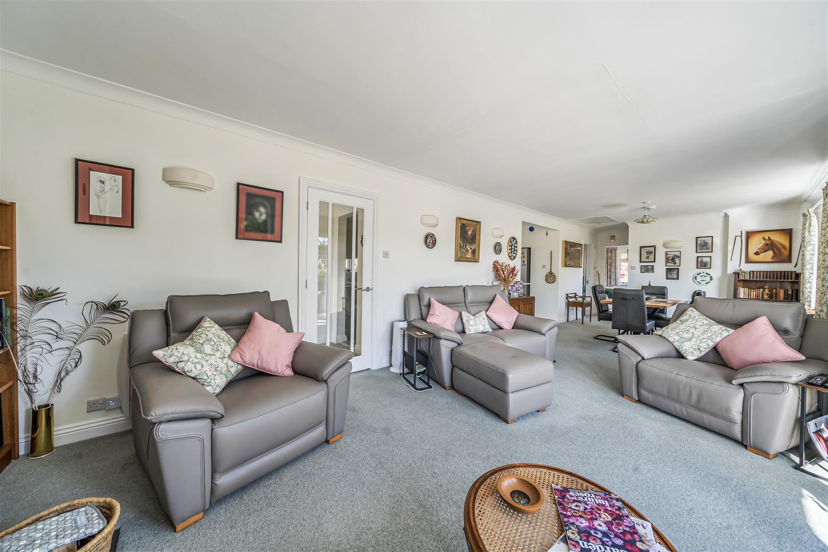 Property Image 5e15033a-b5bd-4dec-abae-8836f875751e