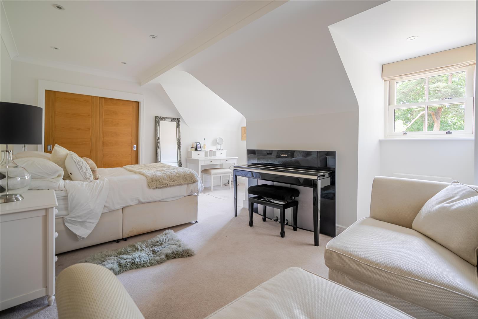 Property Image 5e1a30c6-6569-4fdd-bacf-12787429c911