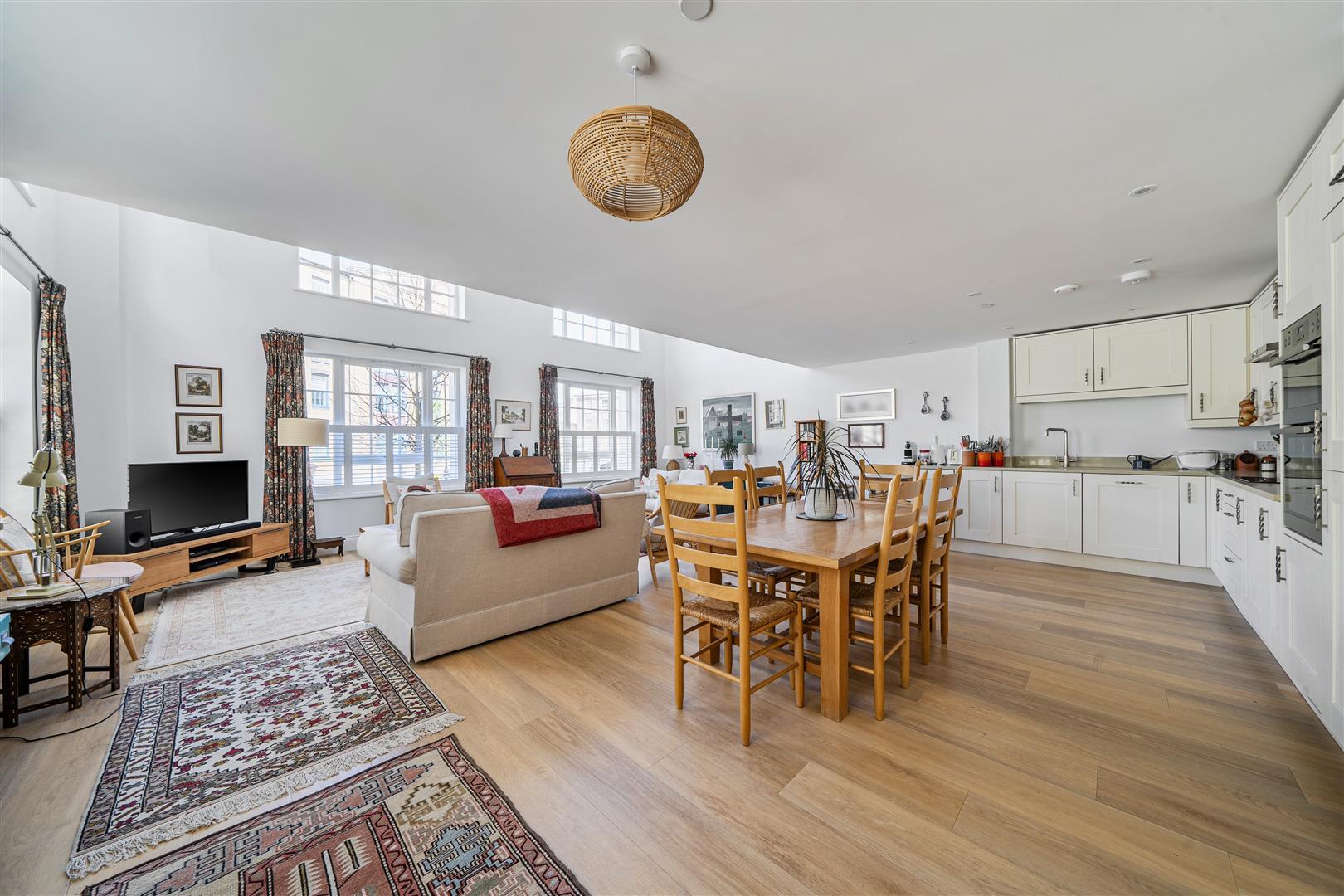 Property Image 5e1f59f8-3ec1-4950-9806-640068939e75