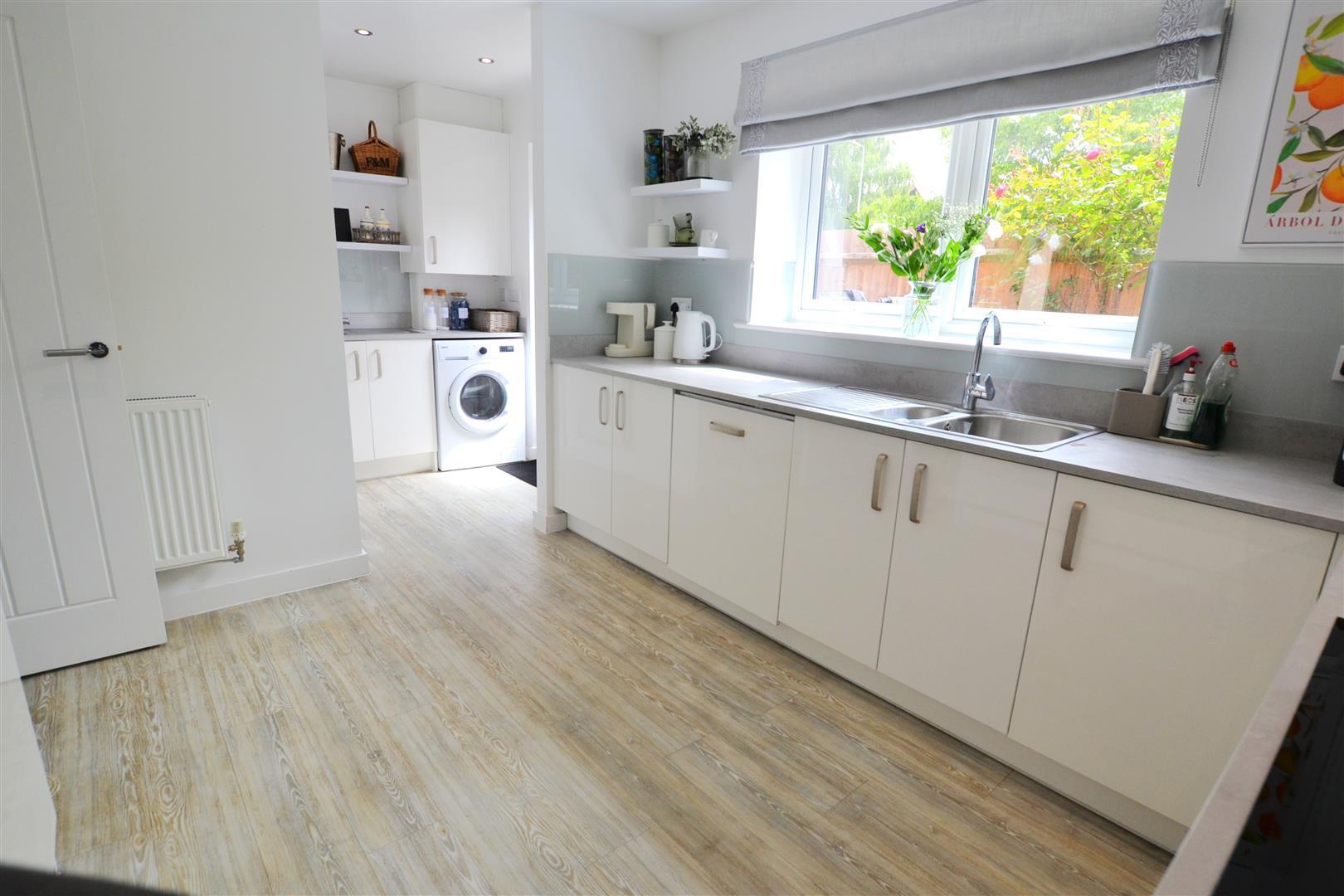 Property Image 5e29de21-d6b7-4ecb-9234-f0600b3a2a9f