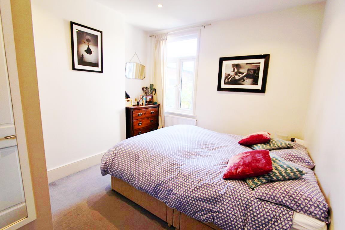 Property Image 5e2b5db5-3cfa-4029-8be0-22d2a3323075