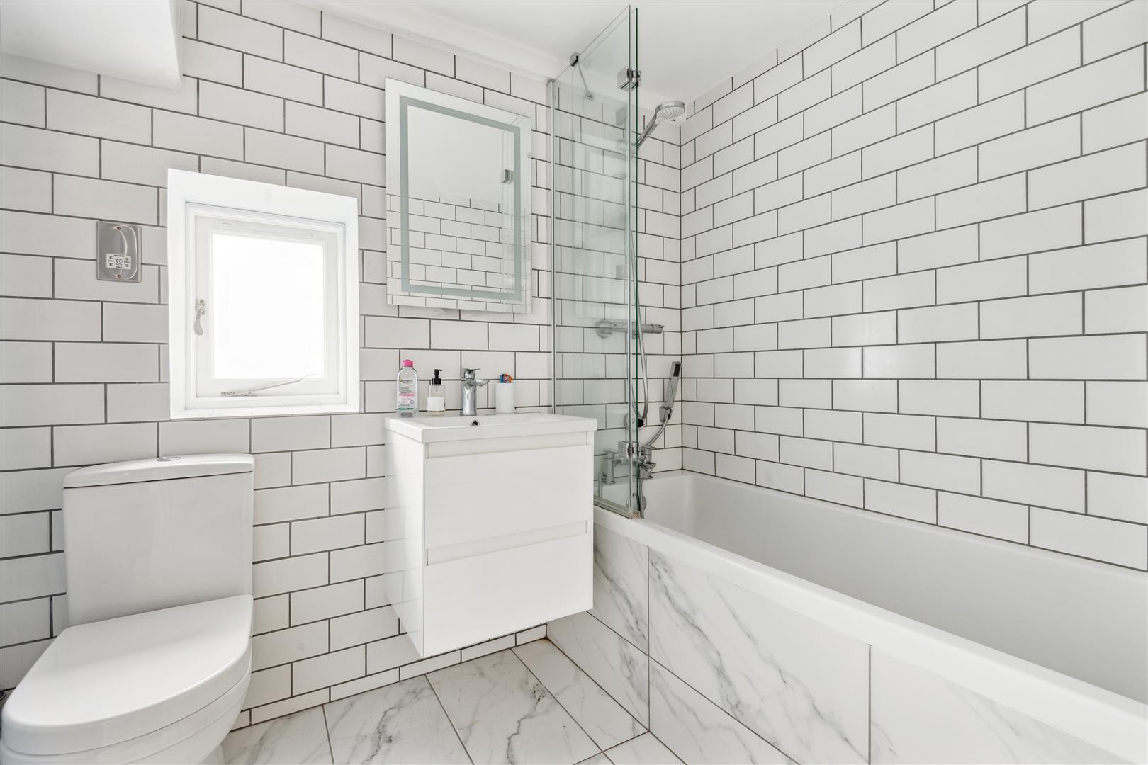 Property Image 5e3c4a4f-dd58-4d99-a8fb-c2289f87a25f