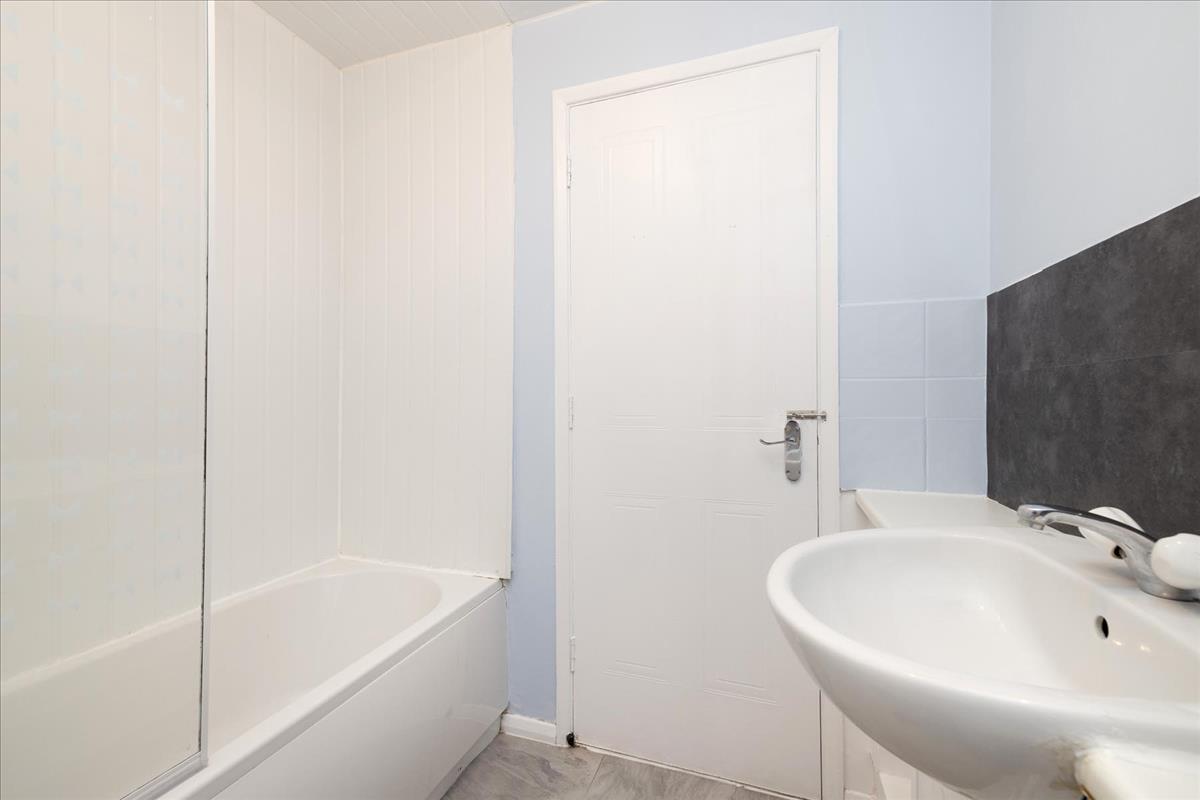 Property Image 5e434ca2-2bc4-42cf-8a11-17358a977b00