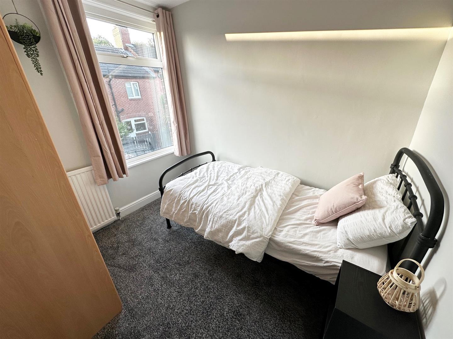 Property Image 5e47f7da-63c3-48f3-9371-ce5ba0bd1900